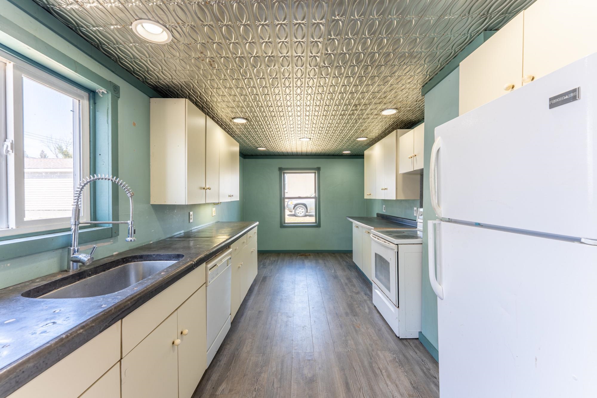 25 4th Avenue Soudan, MN 55782 - Photo 8 of 30