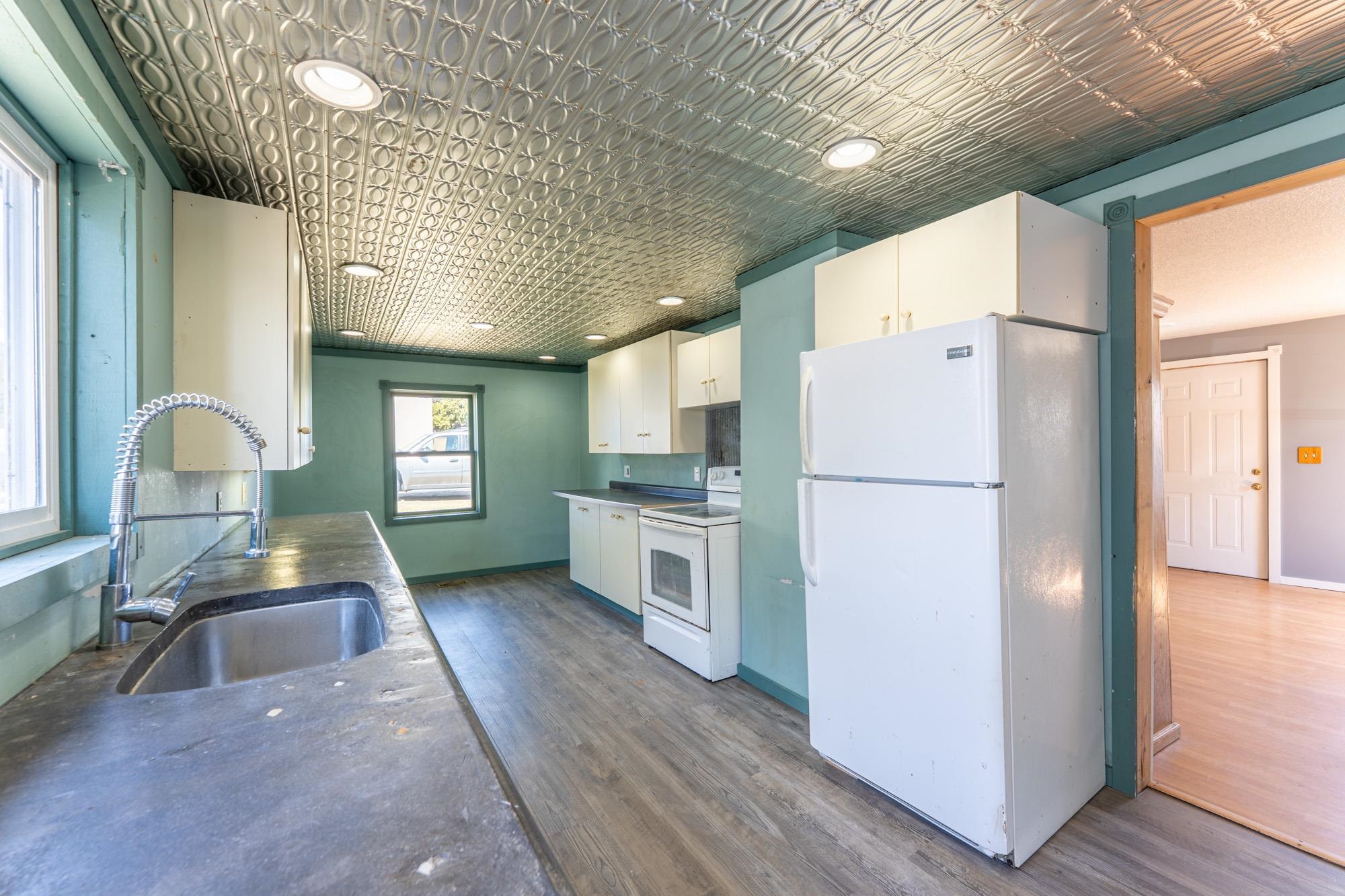 25 4th Avenue Soudan, MN 55782 - Photo 9 of 30