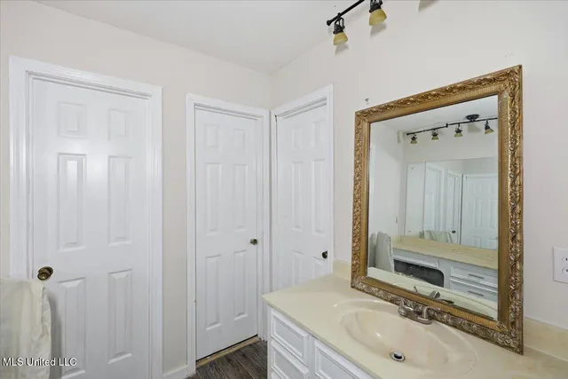 $229,900 | 5144 Brookleigh Drive, Byram, MS 39272