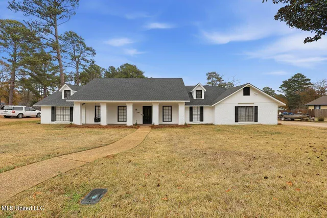 $229,900 | 5144 Brookleigh Drive, Byram, MS 39272