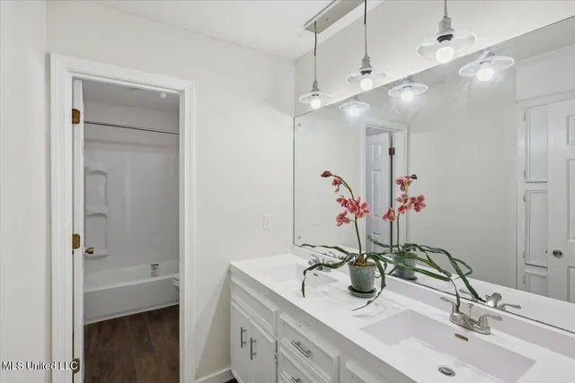 $229,900 | 5144 Brookleigh Drive, Byram, MS 39272