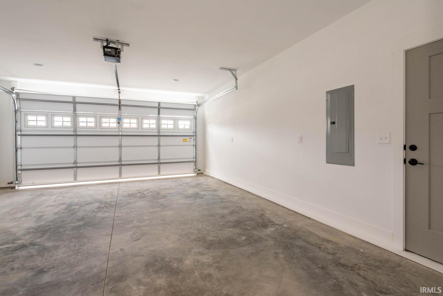 607 White Oak Road Spencer, IN 47460 - Photo 15 of 32 Gallery Image 15