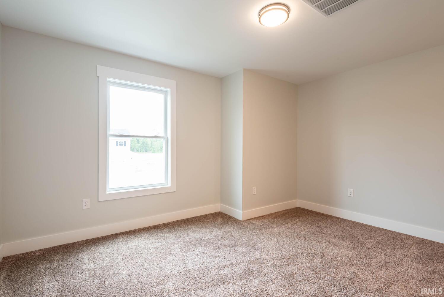 607 White Oak Road Spencer, IN 47460 - Photo 17 of 32 Gallery Image 17