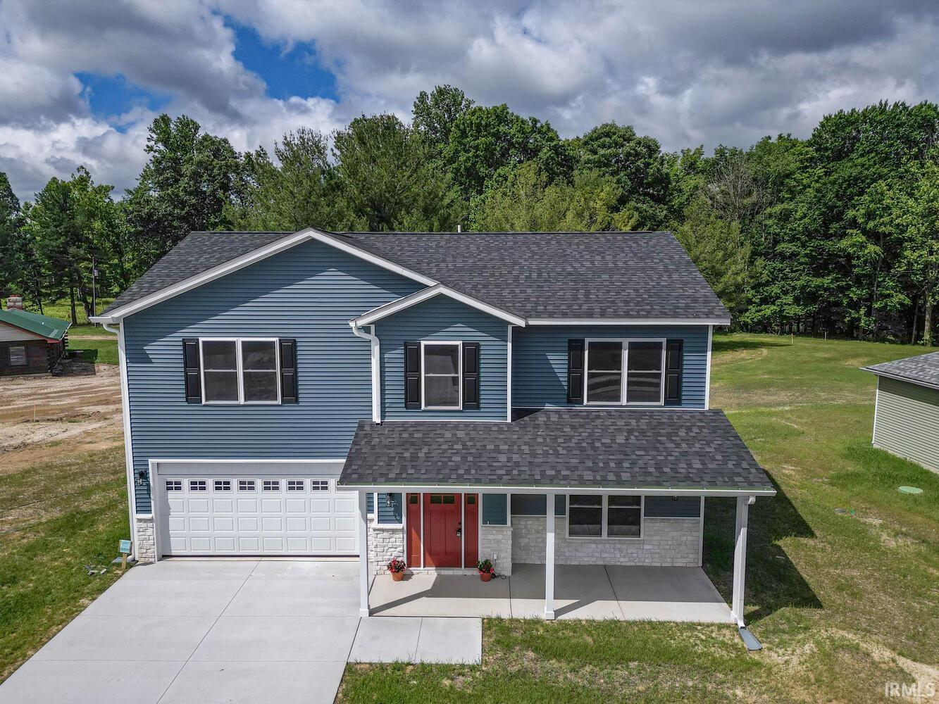 607 White Oak Road Spencer, IN 47460 - Photo 3 of 32 Gallery Image 3