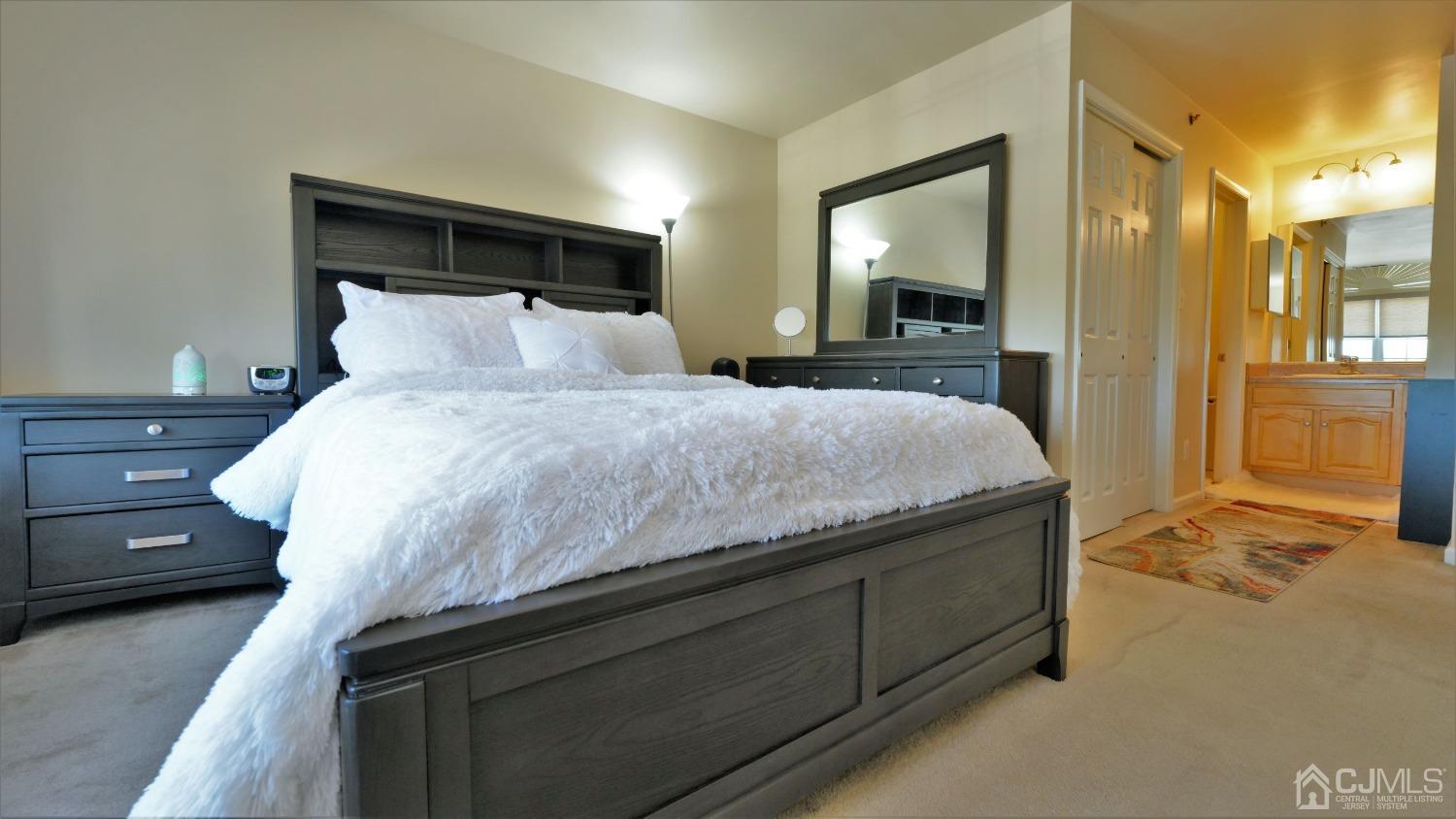 1133 Edpas Road New Brunswick, NJ 08901 - Photo 18 of 26 a bedroom with bed and window