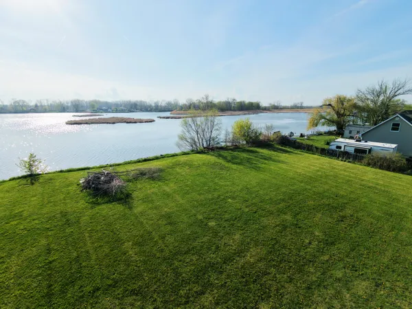 $100,000 | Dan Street, Rockwood, MI 48173