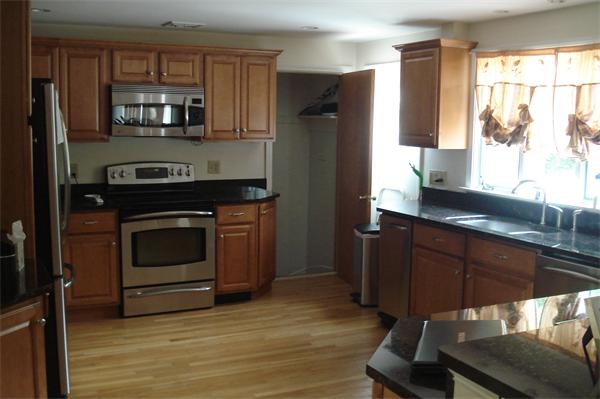 10 Lockeland Road Winchester, MA 01890 - Photo 5 of 30