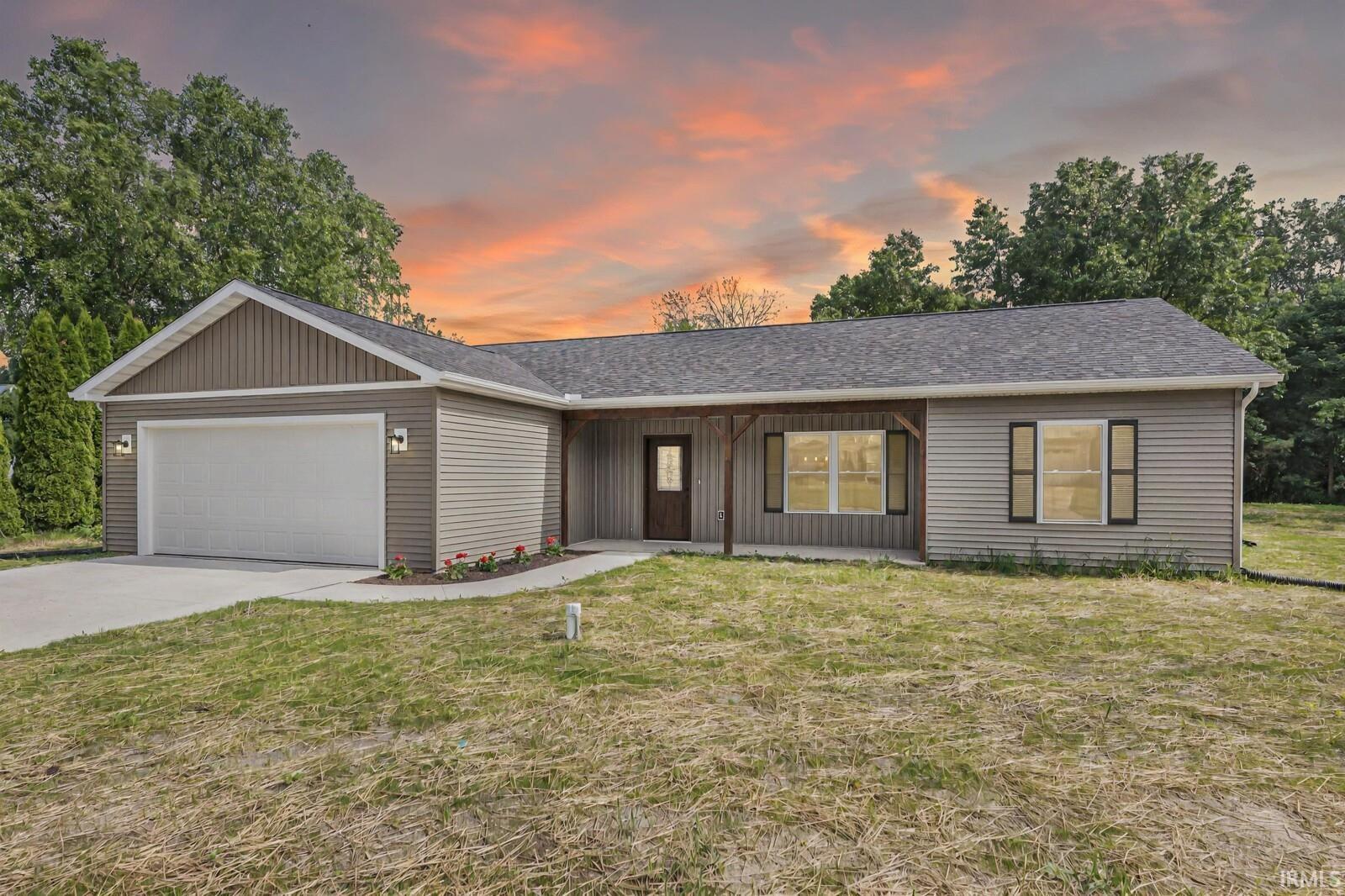 53417 Old Farm Road Elkhart, IN 46514 - Photo 1 of 17 Gallery Image 1