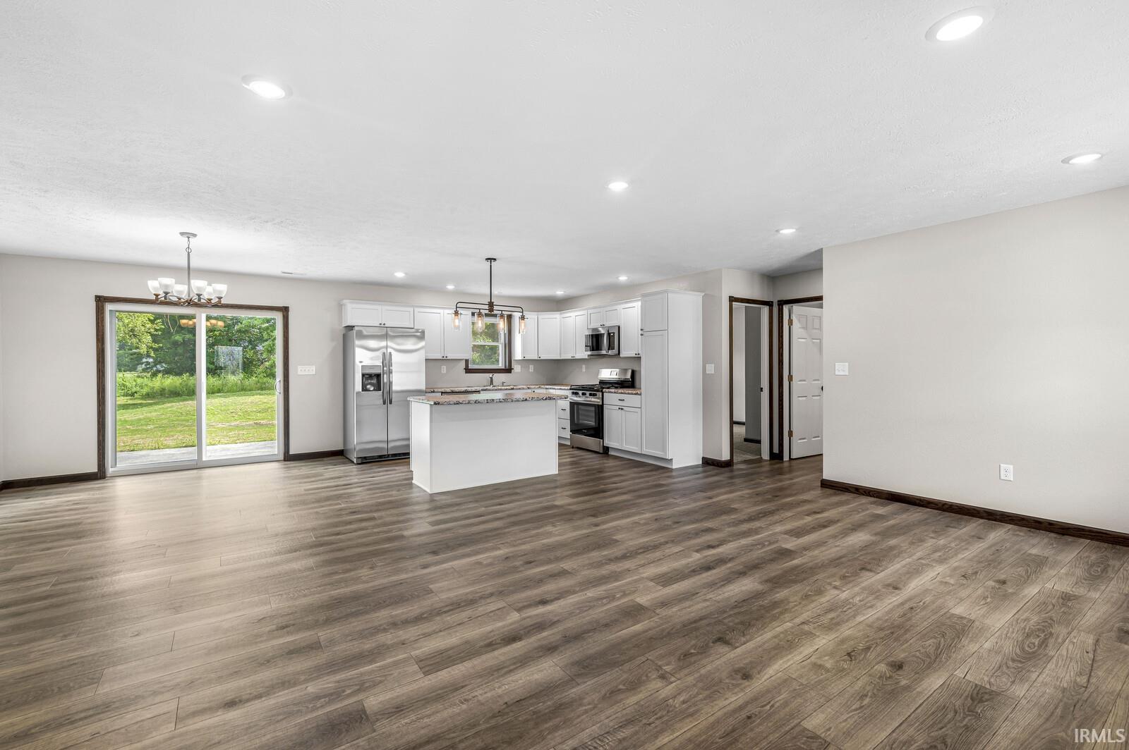 53417 Old Farm Road Elkhart, IN 46514 - Photo 4 of 17 Gallery Image 4