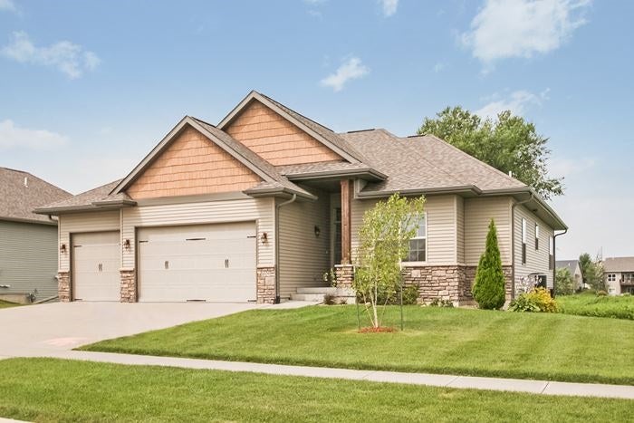 1009 Wood Lily Road Solon, IA 52333 - Photo 1 of 25 Gallery Image 1