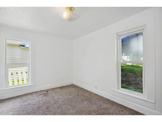 $210,000 | 400 Mc Coy Street, Moro, OR 97039