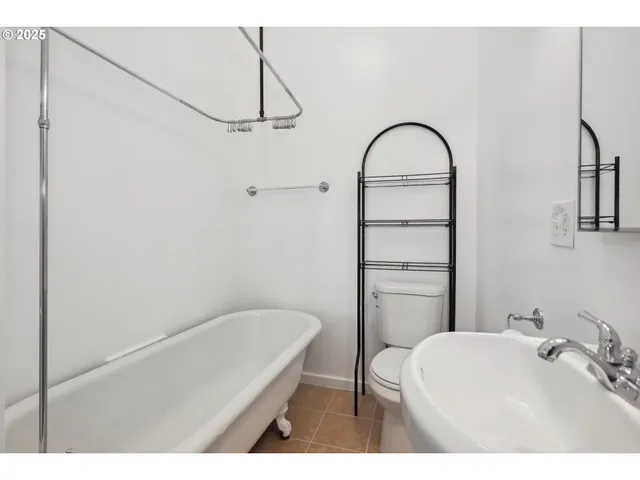 $210,000 | 400 Mc Coy Street, Moro, OR 97039