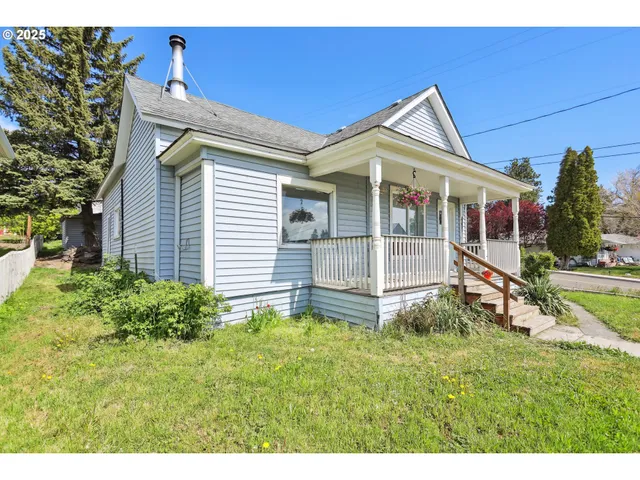 $210,000 | 400 Mc Coy Street, Moro, OR 97039