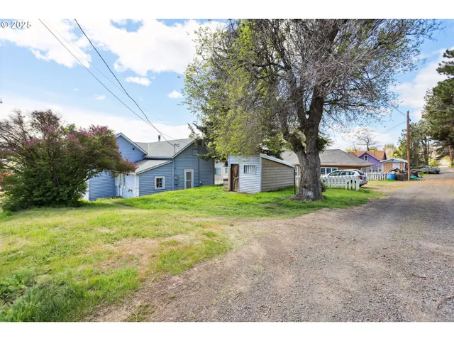 $210,000 | 400 Mc Coy Street, Moro, OR 97039
