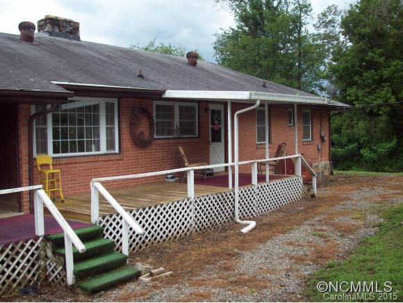 181 Little Creek Road Clyde, NC 28721 - Photo 3 of 20
