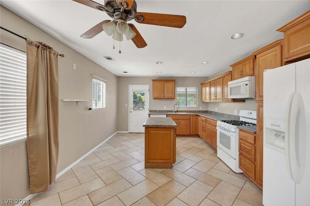 132 Cedar Street Henderson, NV 89015 - Photo 11 of 37