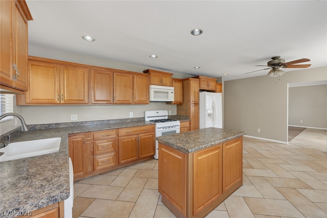 132 Cedar Street Henderson, NV 89015 - Photo 15 of 37