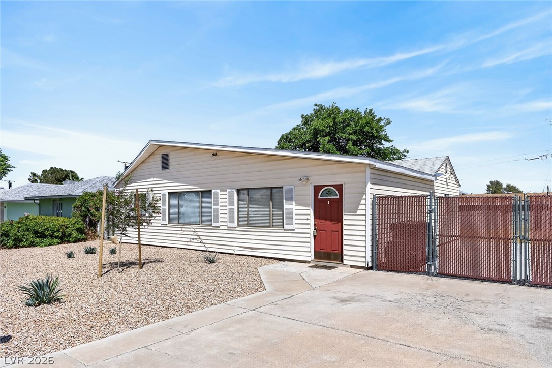 132 Cedar Street Henderson, NV 89015 - Photo 33 of 37