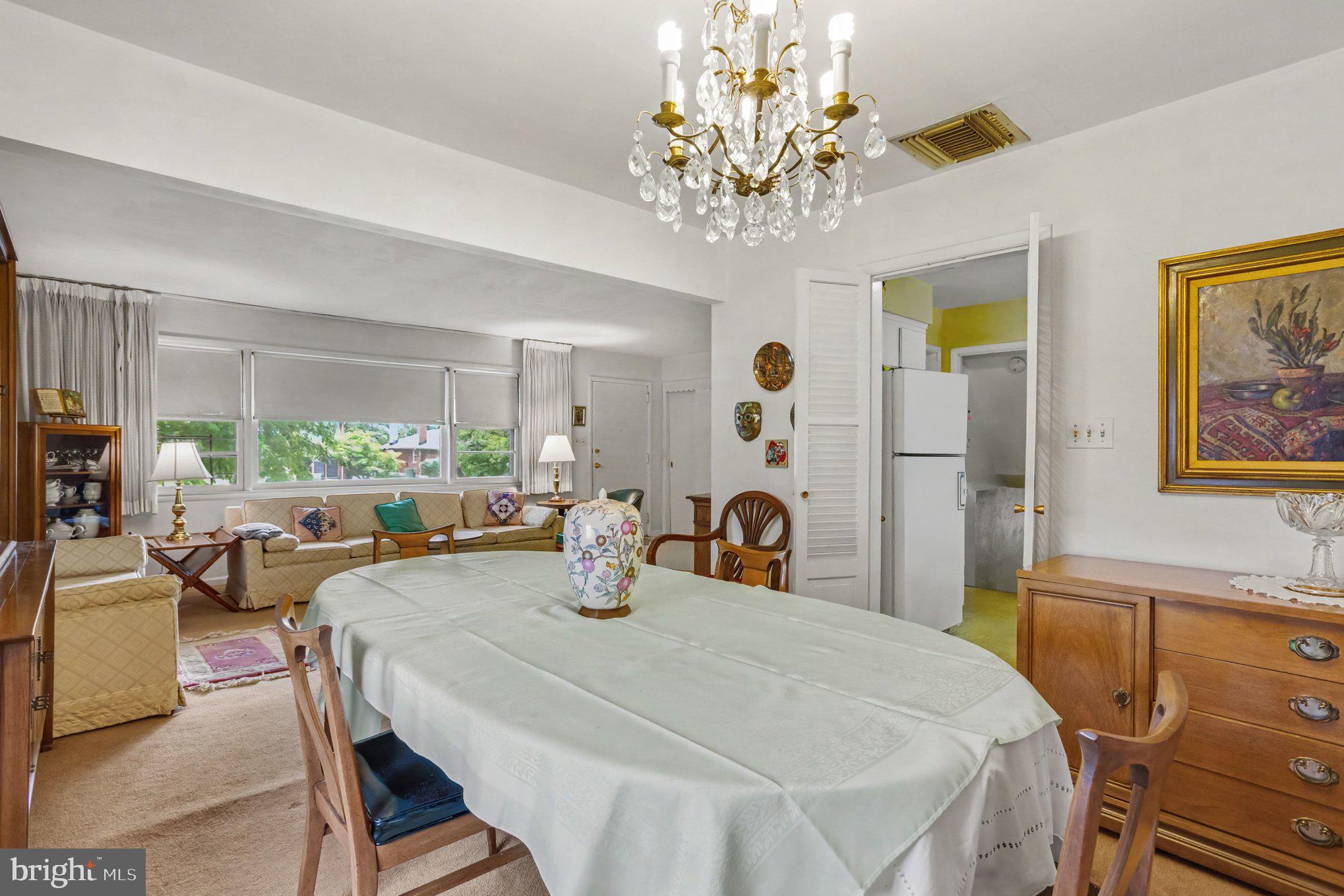 6608 Chelwood Road Baltimore, MD 21209 - Photo 8 of 27 Gallery Image 8