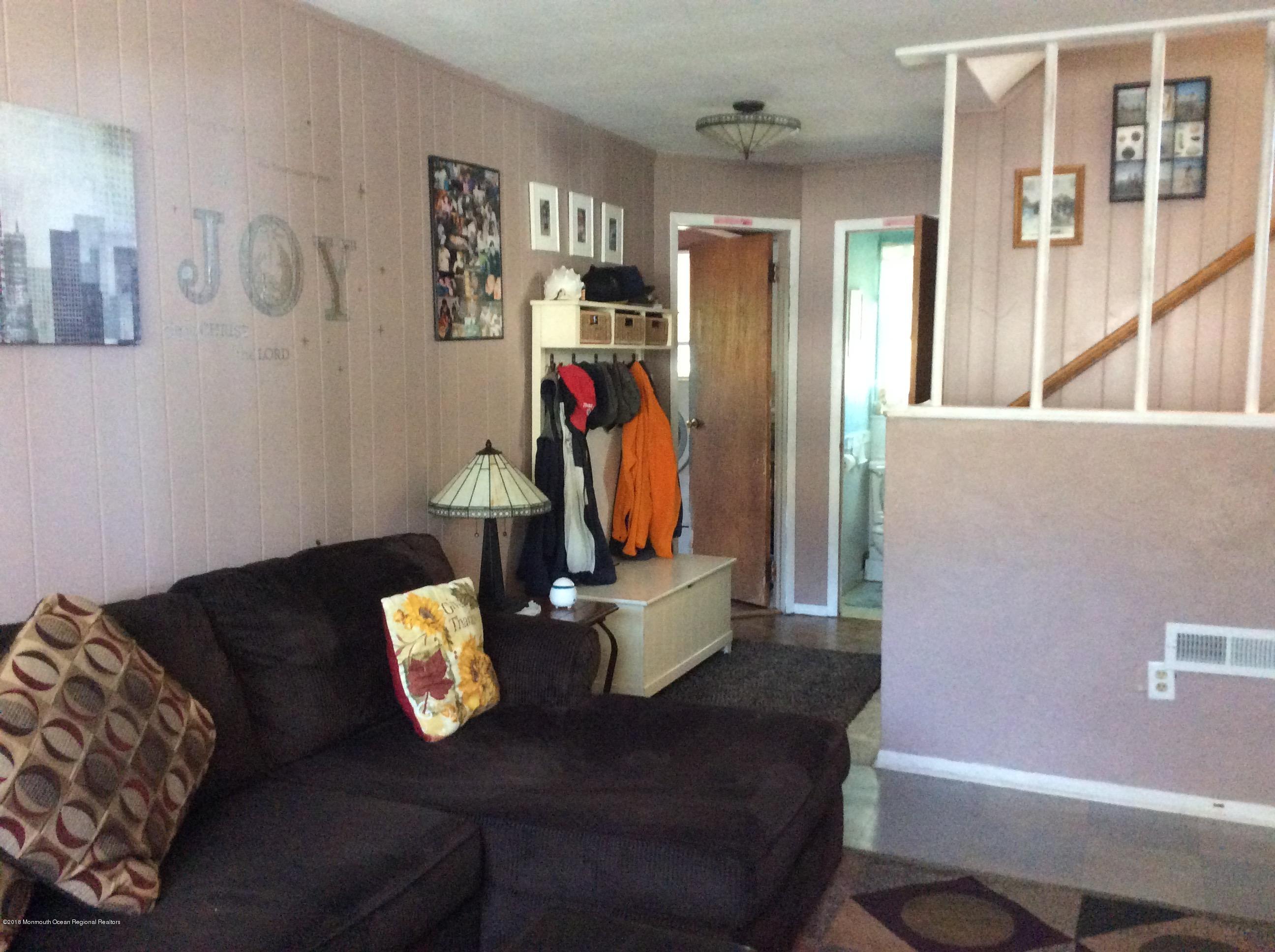 110 Cranbury Road Brick, NJ 08724 - Photo 13 of 24 356EAD17-57EC-409F-8705-AF1C9C0659EF