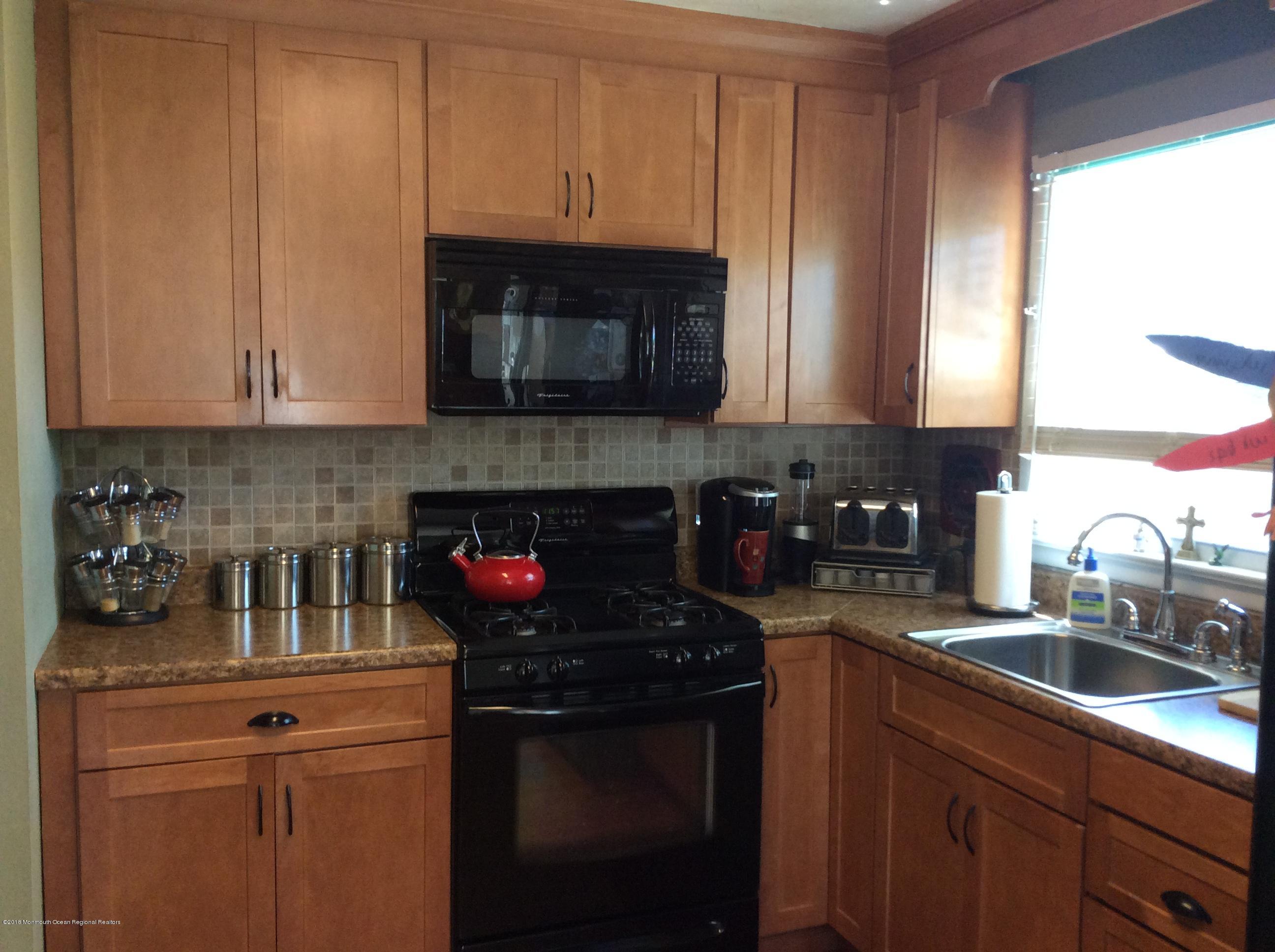 110 Cranbury Road Brick, NJ 08724 - Photo 17 of 24 5BF72EC7-77F1-42F2-8B23-7E3FAB23EA36