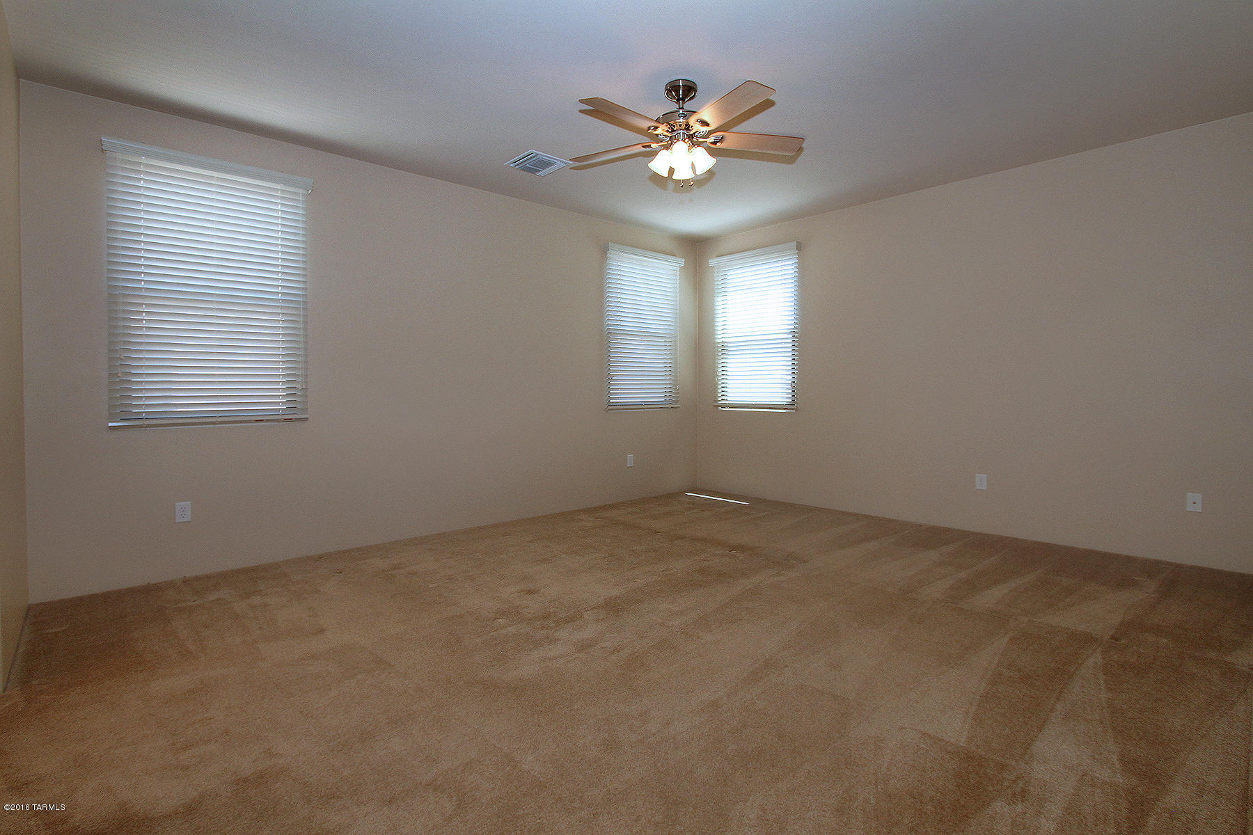 201 East Calderwood Road Tucson, AZ 85704 - Photo 29 of 42