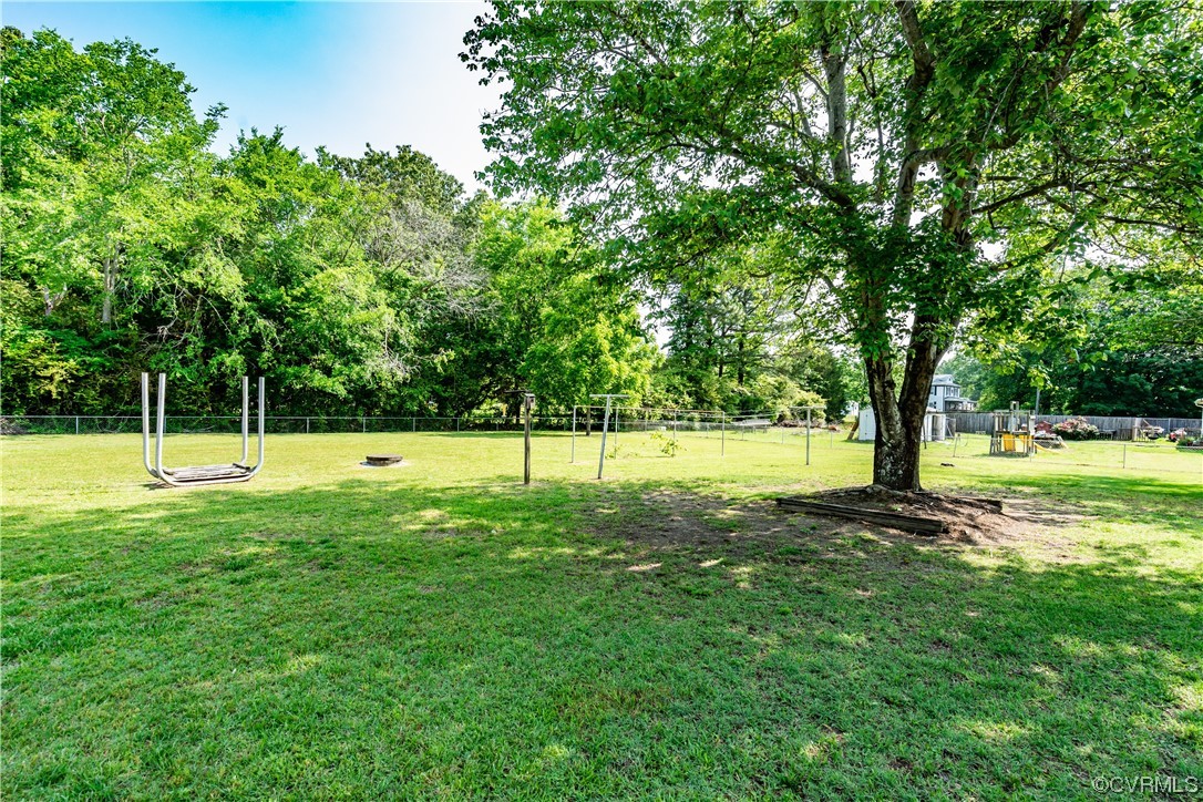 2885 Venter Road Aylett, VA 23009 - Photo 33 of 34 a view of swimming pool with a yard