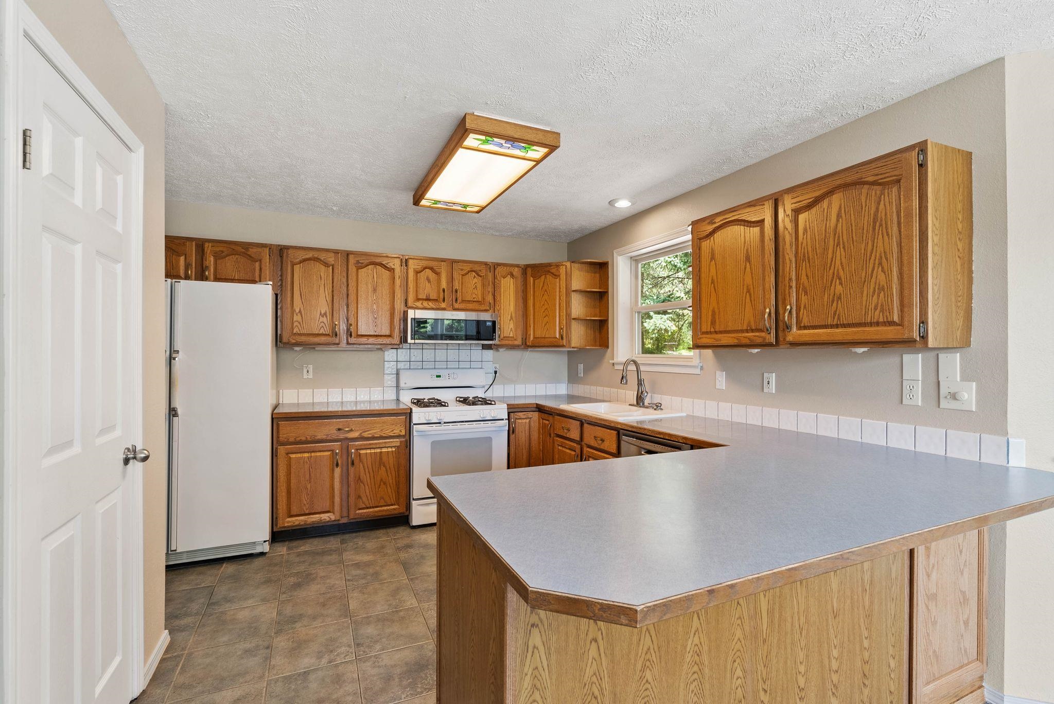 42816 North Division Road Deer Park, WA 99006 - Photo 12 of 45 Gallery Image 12
