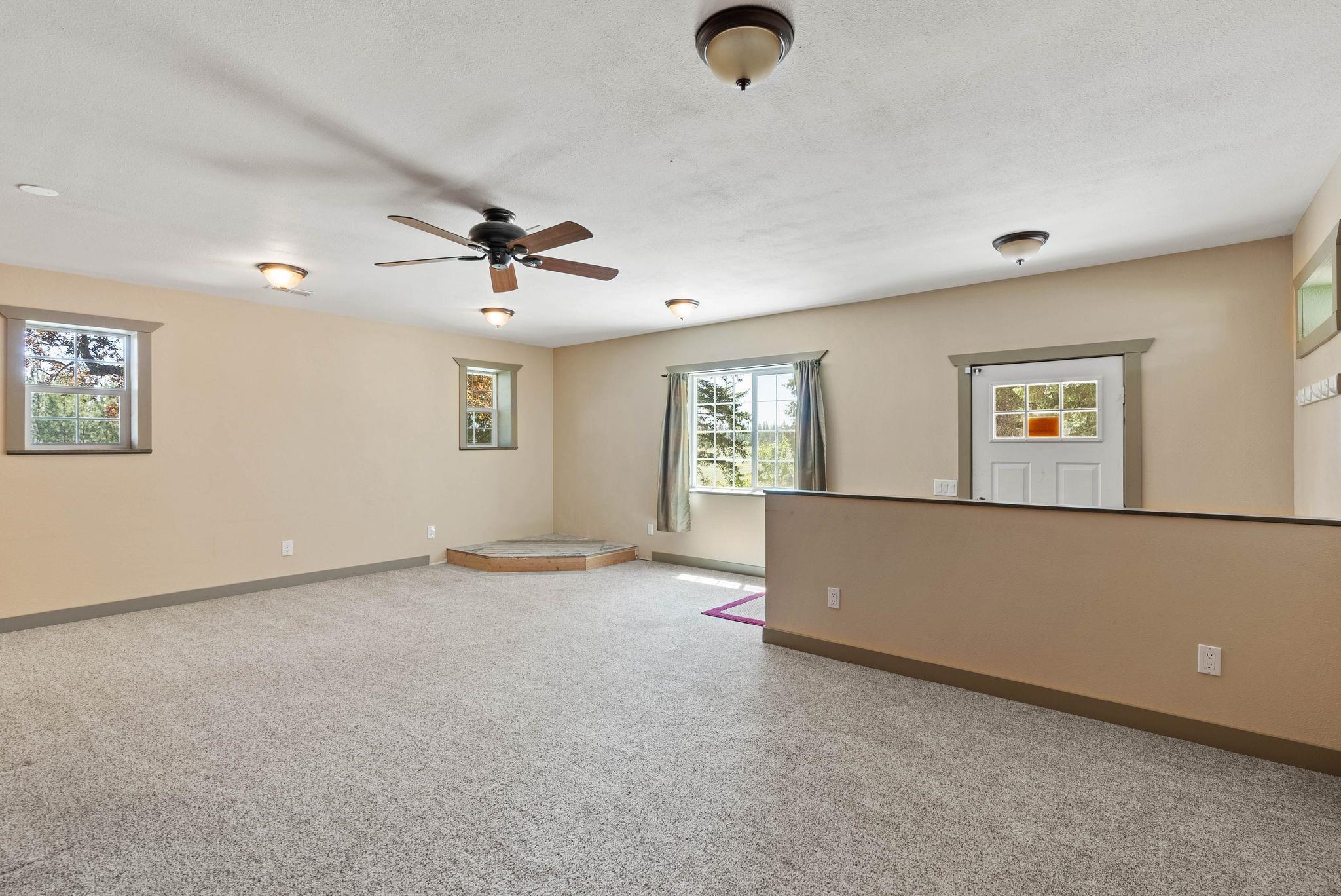42816 North Division Road Deer Park, WA 99006 - Photo 25 of 45 Gallery Image 25