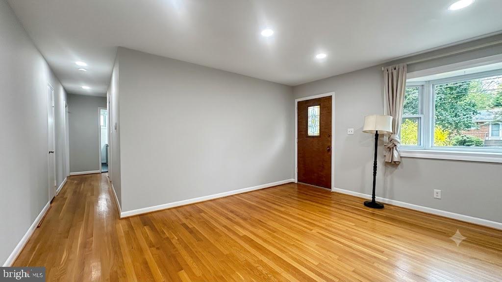 11115 Schuylkill Road Rockville, MD 20852 - Photo 7 of 25