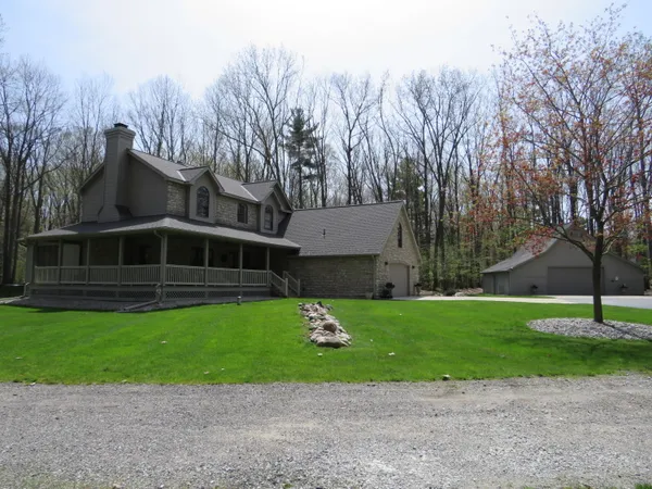 $799,000 | 9593 Oakley Road, St. Charles, MI 48655