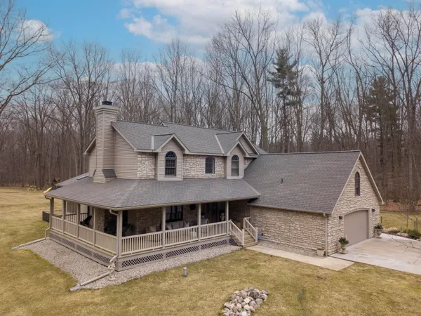$849,000 | 9593 Oakley Road, St. Charles, MI 48655