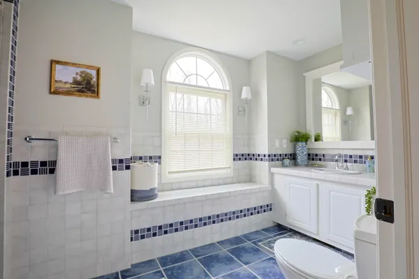 $849,000 | 9593 Oakley Road, St. Charles, MI 48655