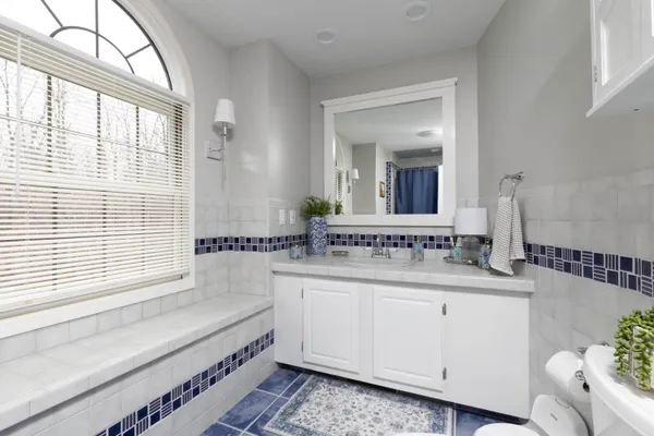 $799,000 | 9593 Oakley Road, St. Charles, MI 48655