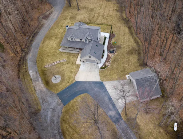 $799,000 | 9593 Oakley Road, St. Charles, MI 48655