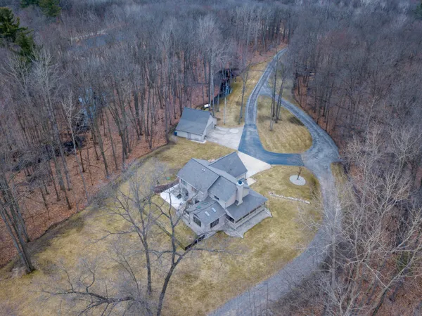 $799,000 | 9593 Oakley Road, St. Charles, MI 48655