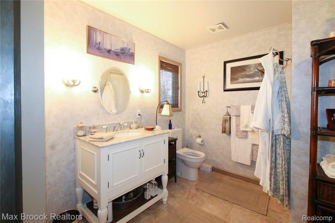 76744 Burman Road Richmond, MI 48062 - Photo 44 of 70 home 2 master bath