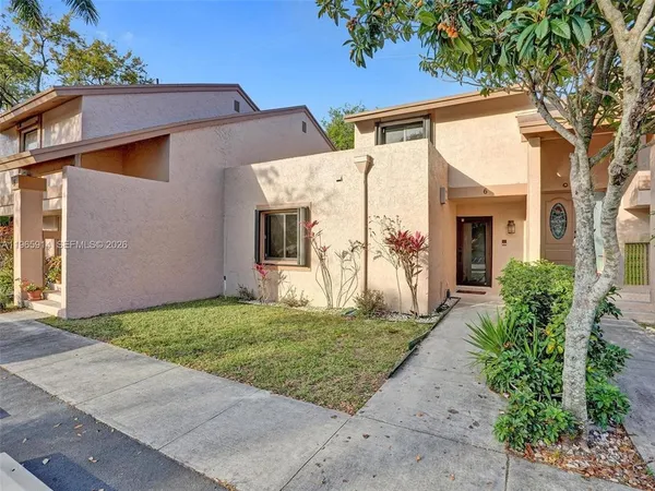 $3,750 | 6 Chestnut Circle, Cooper City, FL 33026