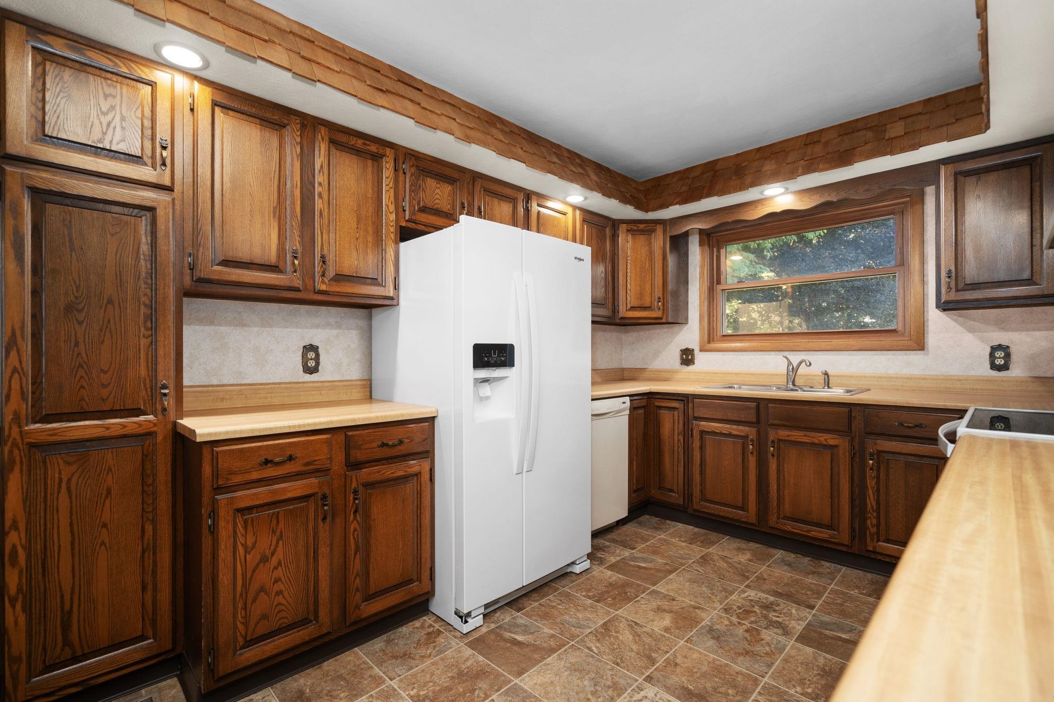 W8777 Eagle Road Beaver Dam, WI 53916 - Photo 12 of 39