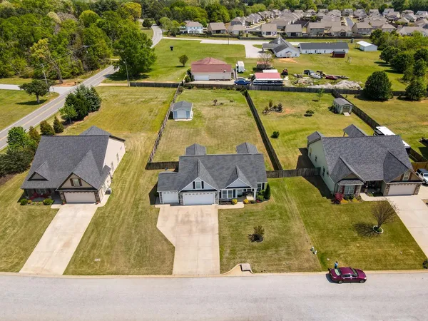 $425,000 | 205 Creekside Farms Way, Duncan, SC 29334