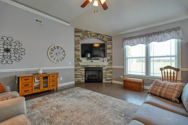 $425,000 | 205 Creekside Farms Way, Duncan, SC 29334