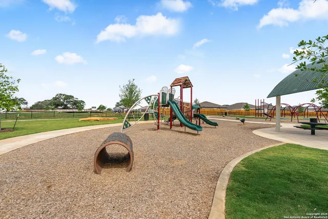 $283,900 | 16005 Cabana Drive, Lytle, TX 78052