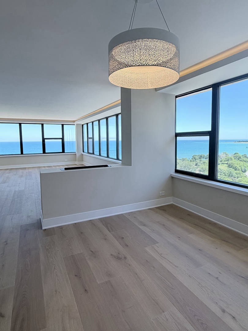 5801 North Sheridan Road, Unit 20D Chicago, IL 60660 - Photo 33 of 34