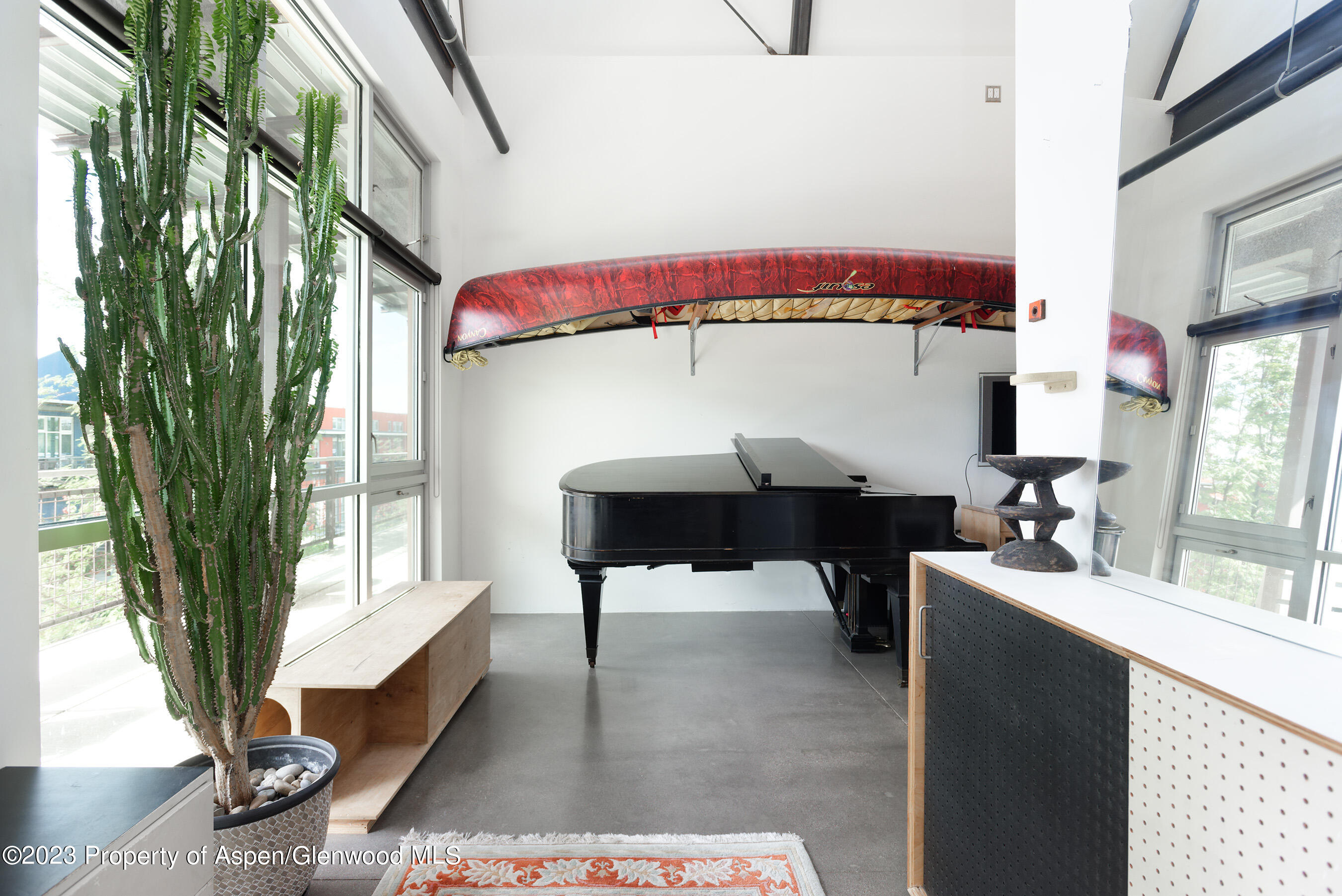 28 Widget Street, Unit 413 Basalt, CO 81621 - Photo 4 of 15 28WidgetStUnit413_MED_230907006