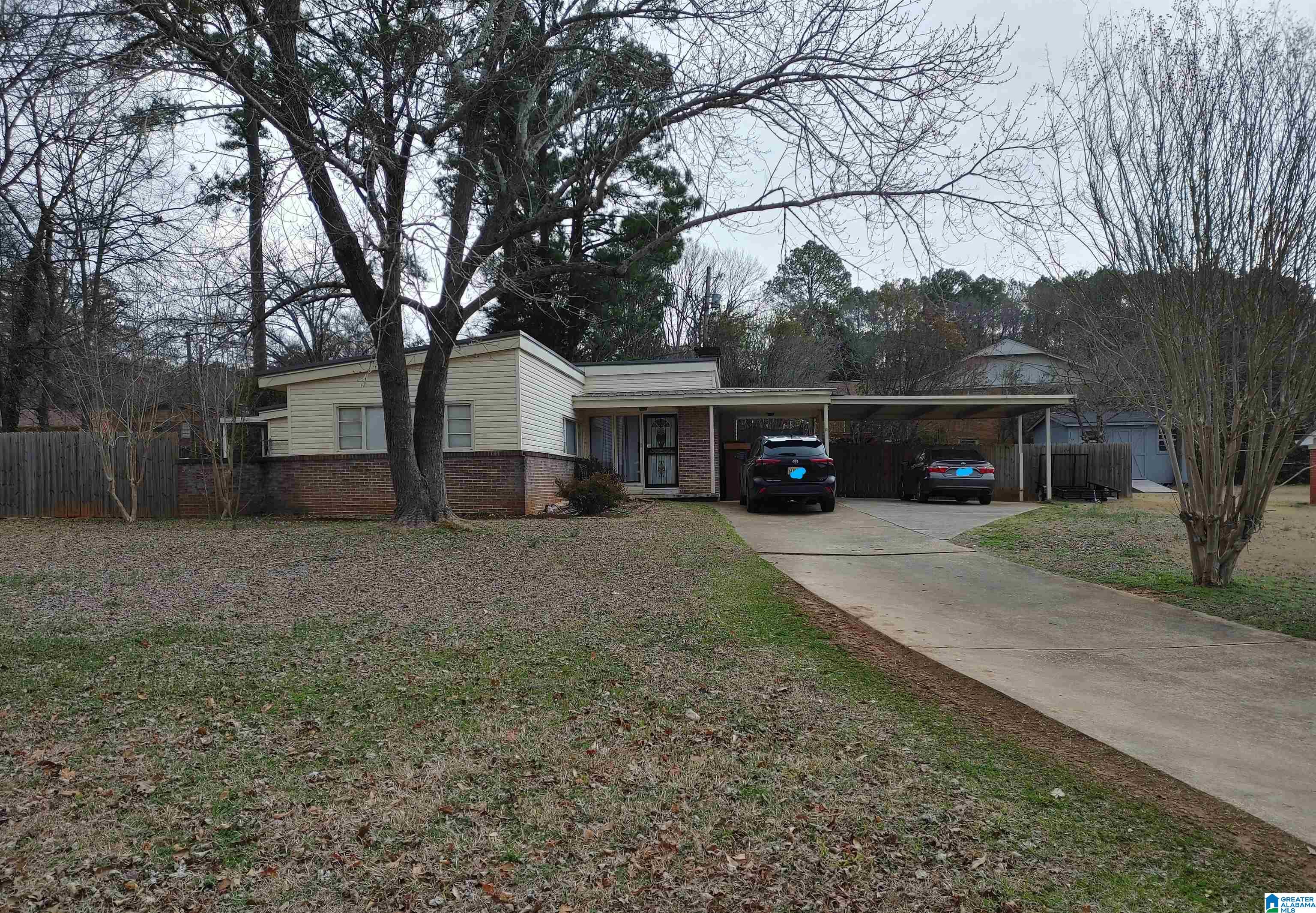 808 Country Club Road Sylacauga, AL 35150 - Photo 3 of 12