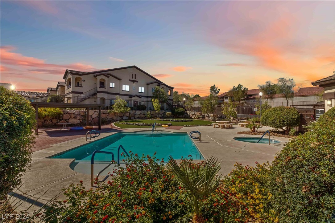 2291 West Horizon Ridge Parkway, Unit 4121 Henderson, NV 89052 - Photo 32 of 39