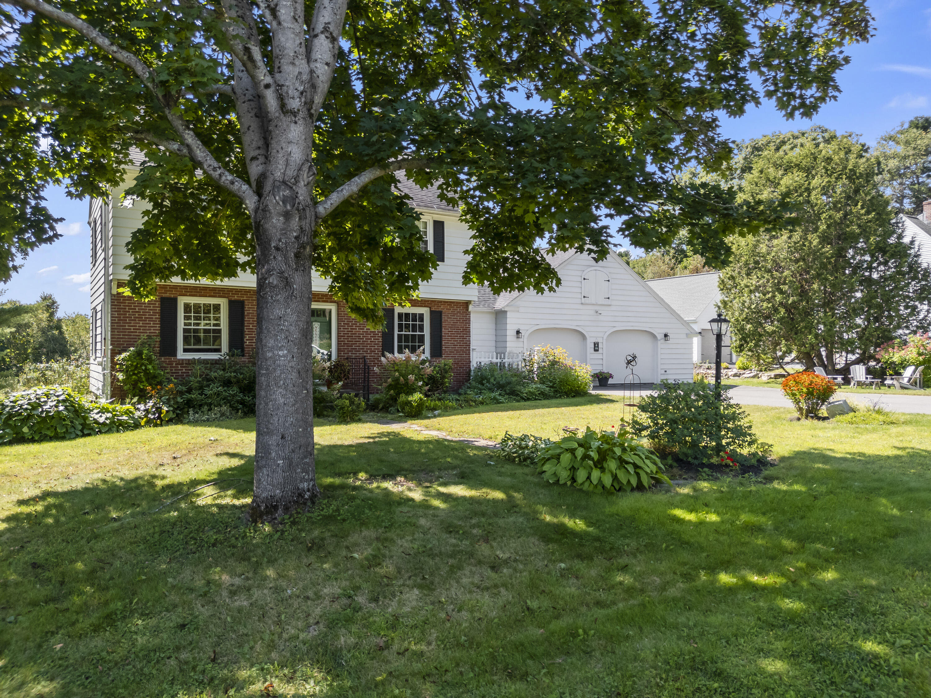8 Mayflower Road Hallowell, ME 04347 - Photo 5 of 80 8 Mayflower Rd_104