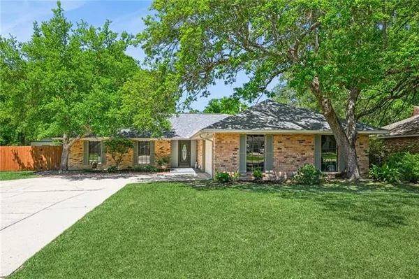 $333,000 | 106 North Buckingham Drive, Slidell, LA 70461