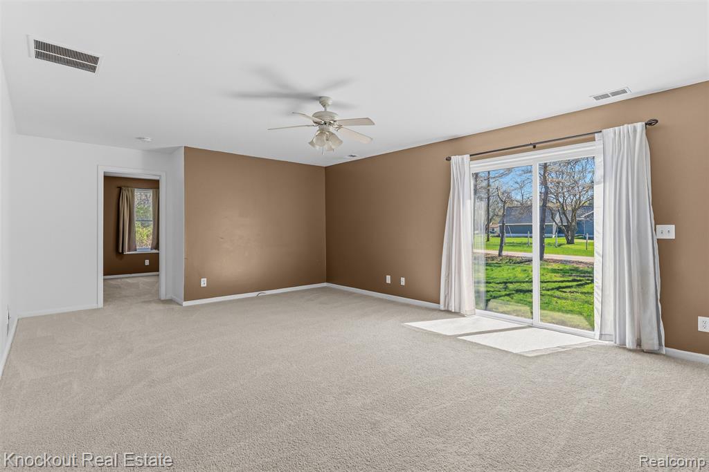 9060 North McKinley Road Flushing, MI 48433 - Photo 12 of 28