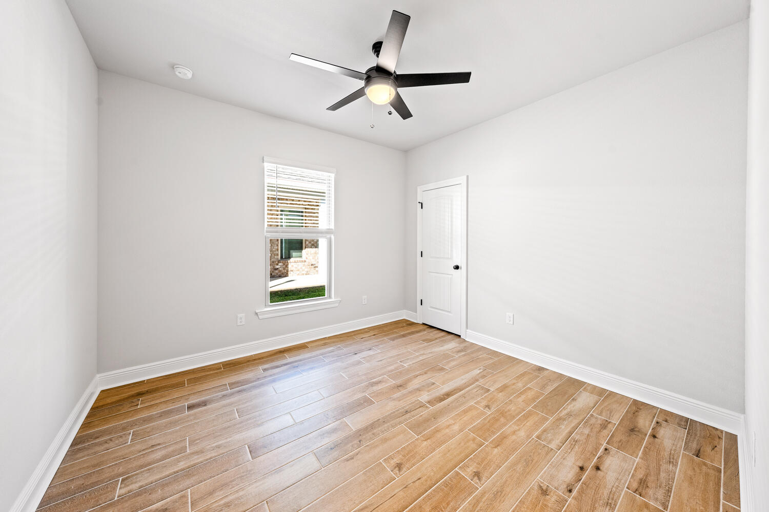 55 Hydrangea Boulevard Freeport, FL 32439 - Photo 13 of 19 KH206559